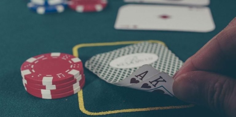 Giao diện slot online trong sảnh game 8xx hiển thị trên màn hình